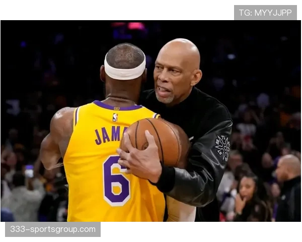 卡里姆·阿卜杜尔-贾巴尔单打得分能力领先同位置内线，历史得分王地位难撼动